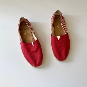 TOMS 7.5W Classic Canvas Slip on Espedrille Flats